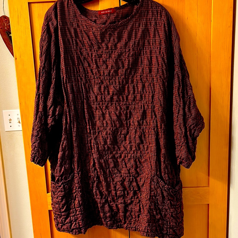 Cut Loose Striped Burgundy and Black Top with 3/4 length sleeves.